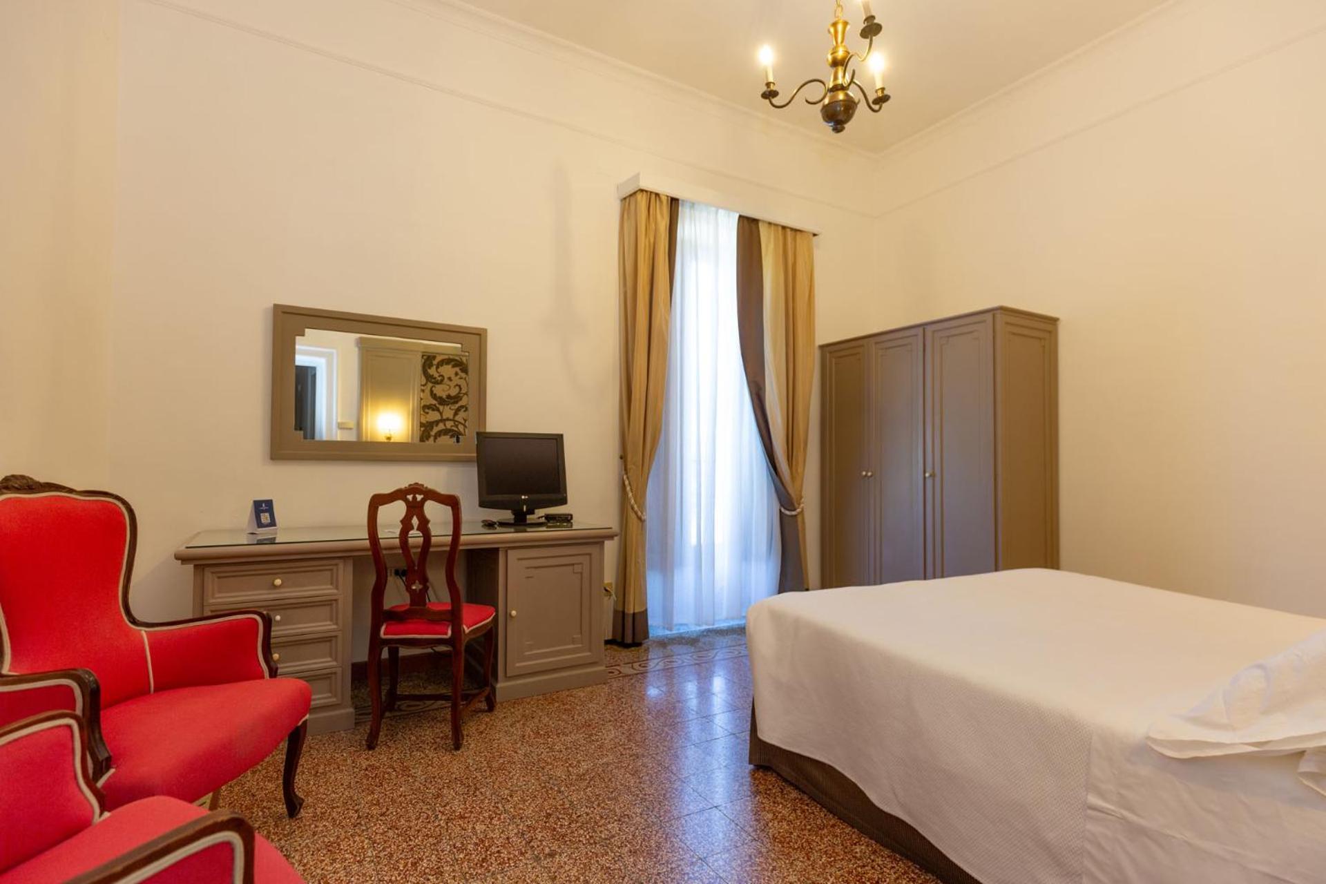 Grand Europa Palace 4*